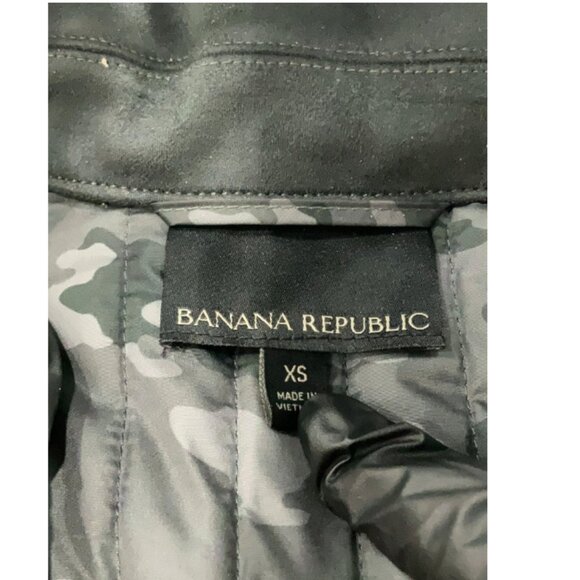 BANANA REPUBLIC Camo Quilted Full Zip Jacket XS Excellent Condition - Picture 5 of 6